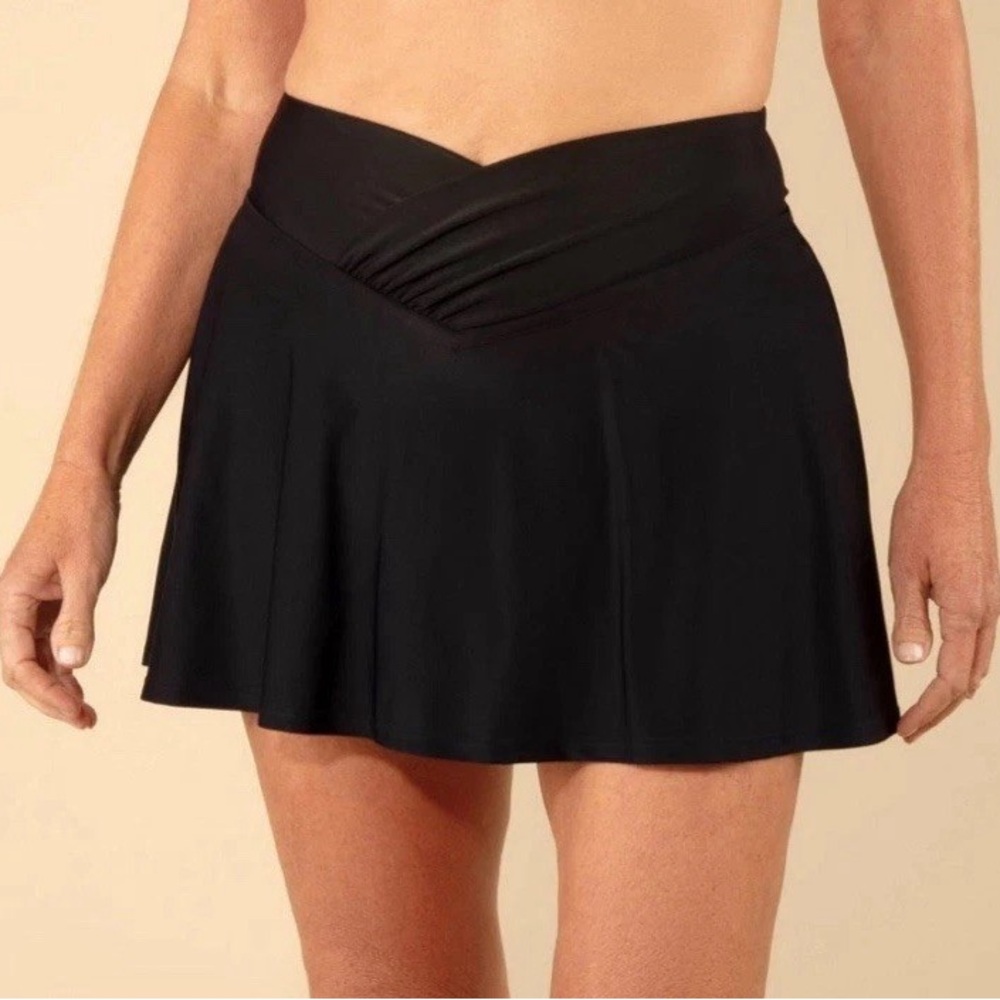 NWT Lands End Black Women's Swimsuit Skirt With Built in‎ Brief